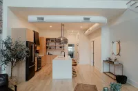 The Principal: Modern Townhome in Downtown
