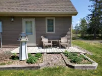 Two bedroom cottage near beautiful Herbster beach. - 4 stjerner