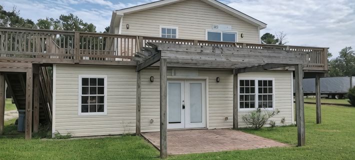 Carrick Bend -Balcony View of ICW- Dog Friendly! Hotels in Currituck County