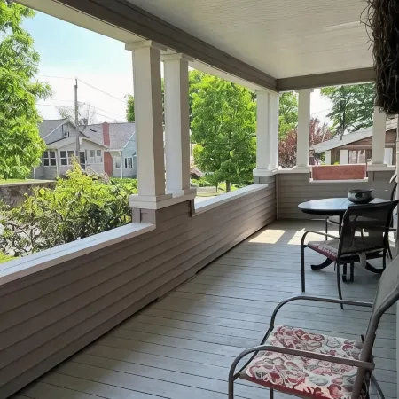 CHARMING LARGE 3 Bedroom Entire Home