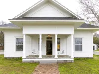 The Cottage on Maple Ξενοδοχεία στην πόλη Murfreesboro