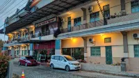 AW HOTEL SYARIAH Hotel di 