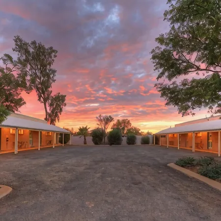 Mulga Country Motor Inn