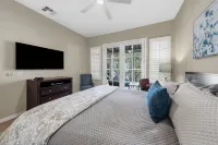 Have Fun and Relax at Luxury Legacy Villa. Family Friendly or Great for Couples! - balcony