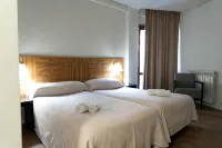 Hotel y Apartamentos SNÖ Isaba - Apartments
