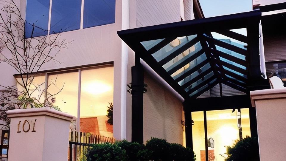 Knightsbridge Apartments