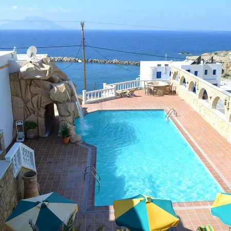 Hotel Finiki View
