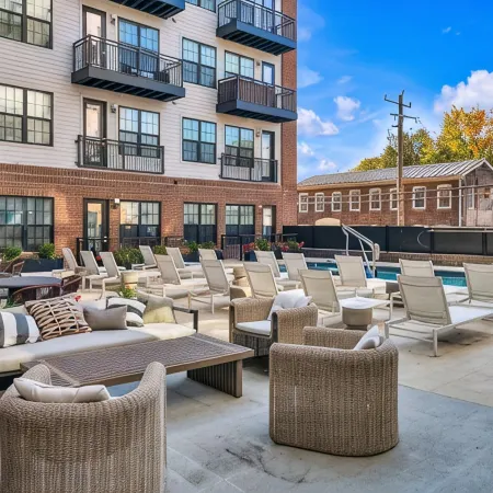 2-Story Penthouse 2 Balconies, Skyline View, Pool, Gym, Yoga Studio & Workspace
