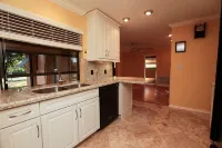 Fun Fishing & Kayaking-Private Home on Canal-Relaxing W/Pool & Spa-WiFi-Near All - 프라이빗 풀