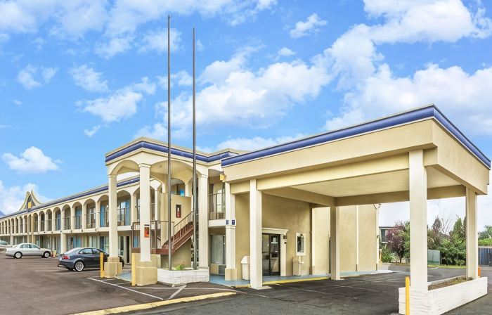 Days Inn by Wyndham Ashland