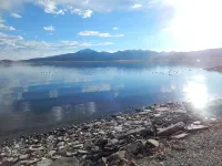 Henry's Lakefront Cabin - 20 miles from YNP - Sleeps 10 with 3 baths - Chalets