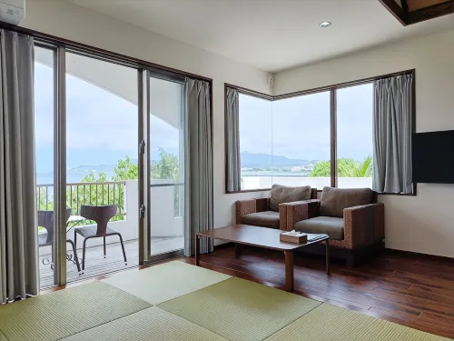 Kariyushi Condominium Resort Sea Side House - Ocean View