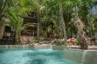 Hotel Buenavista Bacalar Jungle Experience - Pools