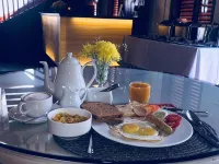 The Heritage Club - Tripura Castle - breakfast