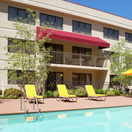 DoubleTree Suites by Hilton Cincinnati - Blue Ash