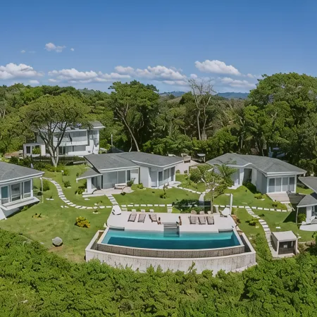 Adeluna Luxury Villas