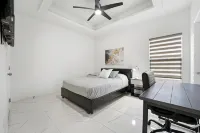 Brand NEW Splendor 2 Bedroom Apartment conveniently located Pharr-McAllen area! - Wifi