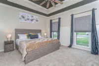 Halcyon Oasis-POOL+Dog Friendly/Close to Eastchase