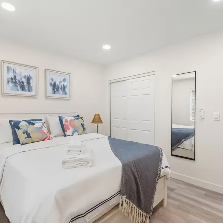 Chic & Fresh 2BSuite in Glendora