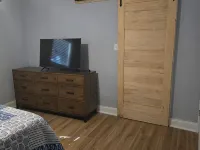 3-bedroom house in welcoming Moss Point with AC, WiFi モス・ポイントのホテル