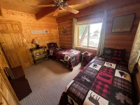 Cozy Panguitch Lake Cabin • Hot Tub • Nestled in the Pines - 4-Star