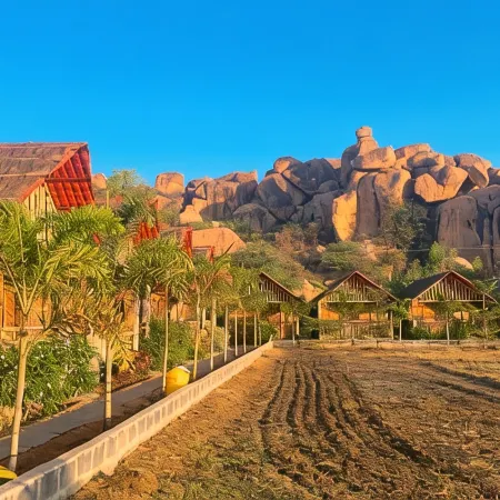 Oshos Organic Resort Hampi