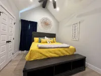 The Cozy Corral is a 2-bedroom townhome close to Shannon, ASU and Goodfellow - 3성급