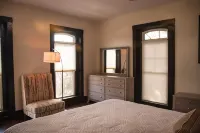 The Lanning House: 3-bedroom house in fabulous downtown Salem with AC - 民宿