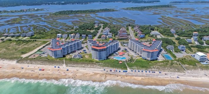 OCEAN FRONT 2-bedroom condo in North Topsail Beach Hotels in Onslow County