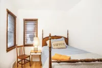 Beautiful lake house getaway - 3-Star