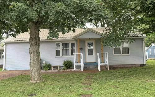 Cozy Three bedroom home in Central Farmington - Homestays