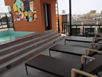 Gypsy Monkey Hotels near سيندي كامب
