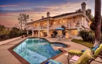 Custom 3,600sf Fallbrook Retreat: Wedding Guests•Family•Couples-Wine•Golf•Coast - Family