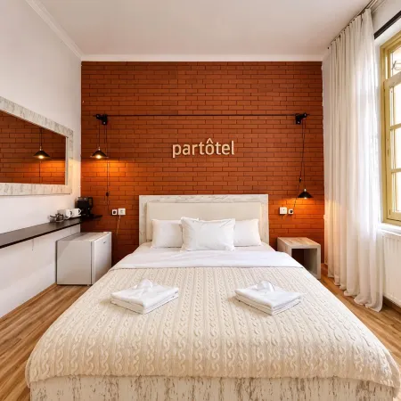 Vernisa hotel