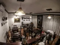 Hotel Bujtina e Bardhe - Parking
