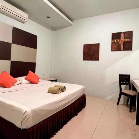 Grand Global Hotel