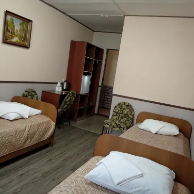 Hotel Uliss โรงแรมใกล้สะพานรัสสกี้
