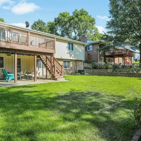 Central Location+ 2 living spaces+ covered patio!