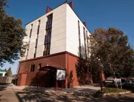 Praga Mini-Hotel - 駐車場