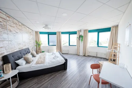 Design Penthouse - 4BR - 2 Bath - Rooftop - Whirlpool - 2 Parking - Condos
