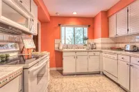 Butterfly Cottage - Unique Cottage located in Historic Downtown Saugatuck - Wi-Fi