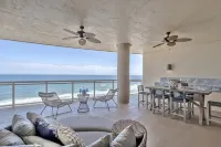 FEATURED ON TV  “MAKING WAVES” OCEANFRONT PENTHOUSE - 4 stjerner