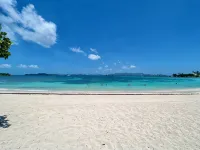Wow! 3 Br! Remodeled Waterfront Unit, Sapphire Beach, Ocean View, Private Patio - Boutique