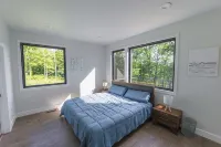 Brand new custom lake house with breathtaking panoramic views - 3-Star