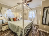 Charming condo w/Stunning Mountain Views near Downtown WJ - WiFi