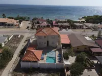 Newly Build - Across The Road from The Beach  - 7 bdrm/7 bthrms Hotels in Savaneta