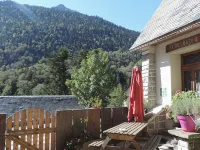 Le Barbajou - con vistas a la montaña