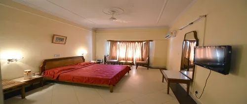 Baya Tourist Resort - 2-Star