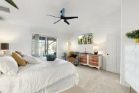 Great Location! Walk to State Farm Stadium! Heated Pool & Spa! - Boutique
