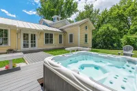 Gorgeous Hudson River Estate-with Pool and Winter Jacuzzi - Wifi